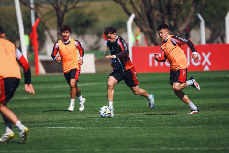 Instituto se prepara para el choque con Argentinos Juniors.