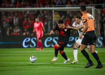 Instituto y  Lanús empataron sin goles en Alta Córdoba