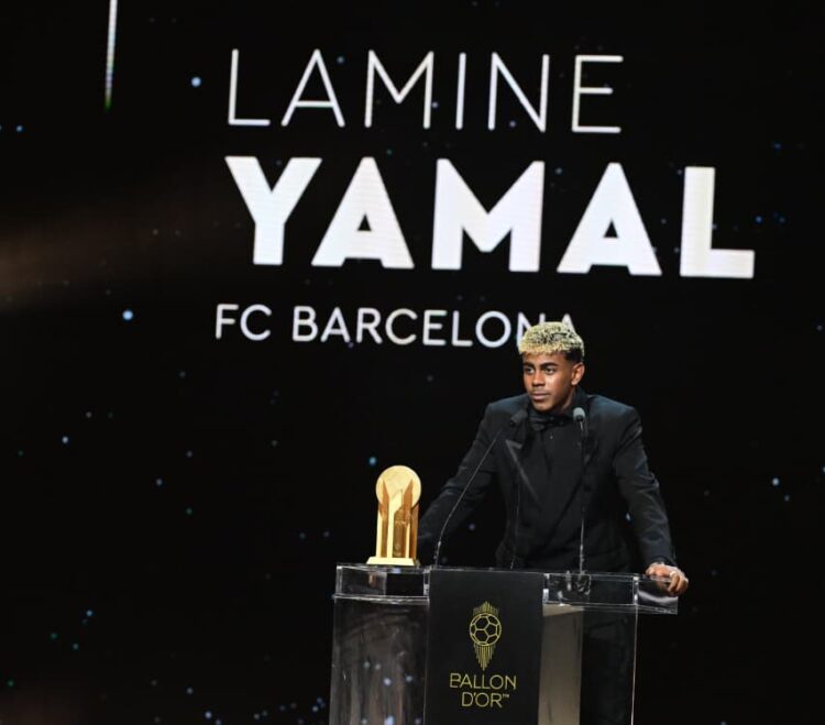 El futbolista español Lamine Yamal