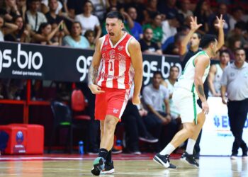 Leandro Vildoza, capitán de Instituto.