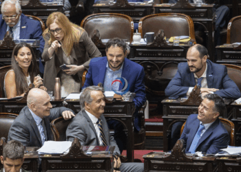 Lemoine y Romo, de acusar a Espert de «valijero» a aliados de bancada libertaria