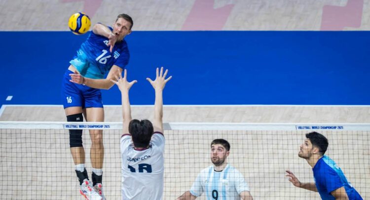 Argentina depende de si misma, si gana clasificará a los octavos de final.