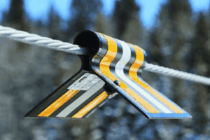 Miramar instaló desviadores de vuelo en líneas eléctricas para proteger aves migratorias