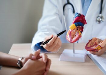 Muertes súbitas en jóvenes: proponen que solo cardiólogos emitan los certificados EMMAC