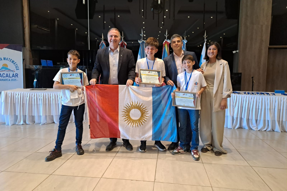 Olimpiada Internacional de Matemática Atacalar 2025
