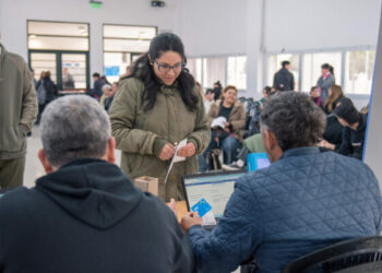 Operativo DNI en Yofre Norte, Ciudad Evita, La Floresta y Villa Adela
