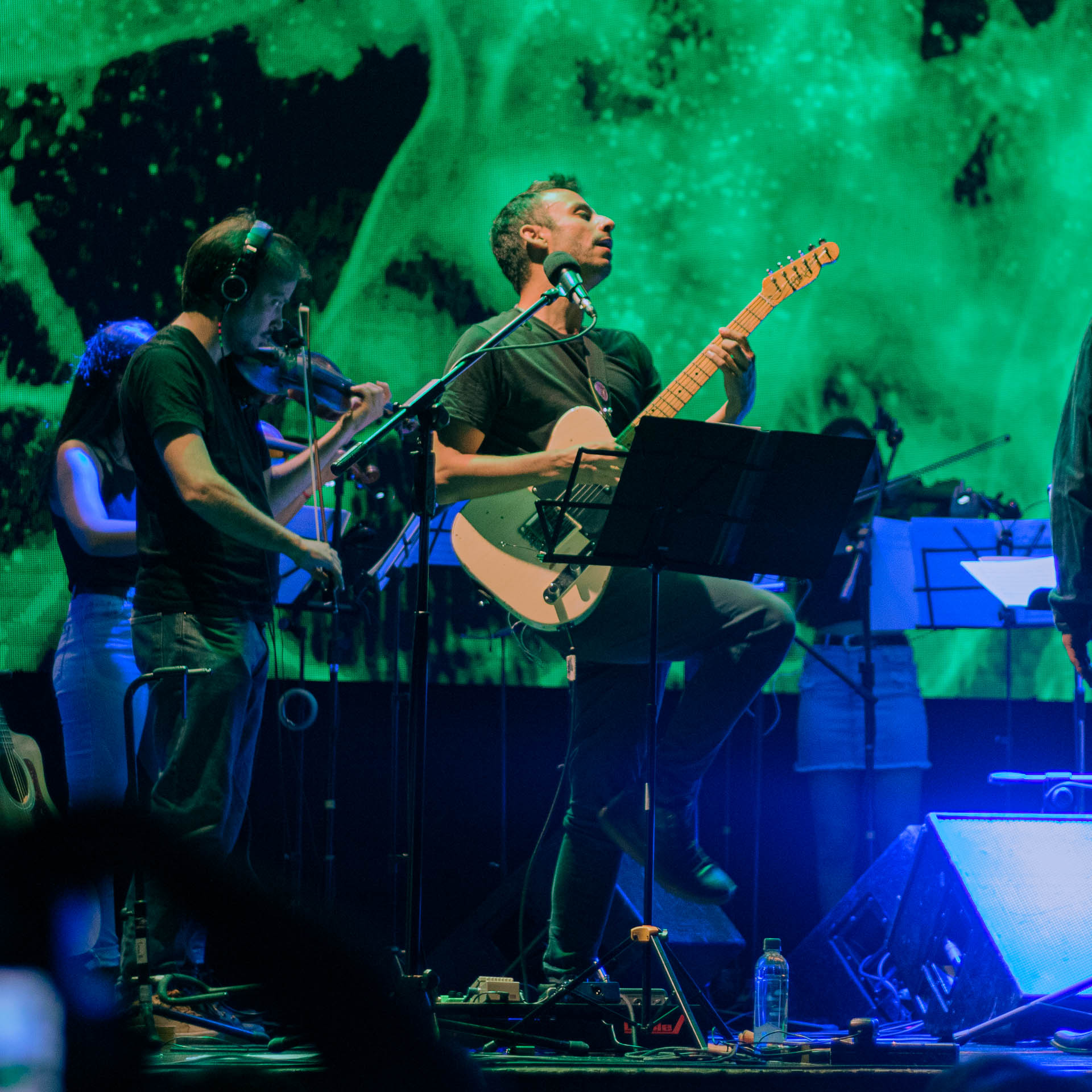 Canciones para los días de la vida: la Orquesta Emergente y Lucas Heredia homenajean al rock nacional