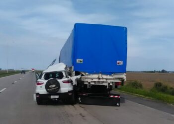 Otro accidente fatal en la ruta: una mujer murió y dos personas resultaron heridas