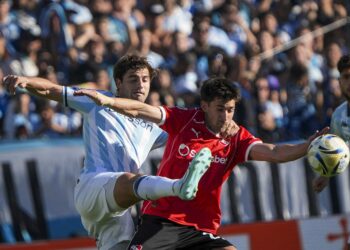Racing e Independiente desperdiciaron chances y empataron sin goles en el clásico de Avellaneda