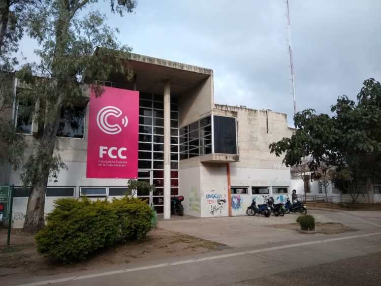 Reclaman respeto en la cobertura mediática de casos de violencia de género en Córdoba