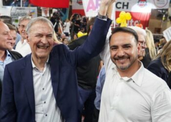 Schiaretti y Llaryora celebraron la victoria de Valdés en Corrientes