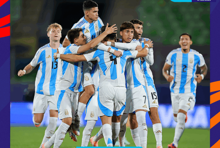 Argentina goleó a Australia y ya está en octavos Argentina goleó a Australia y ya está en octavos
