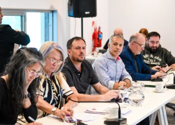 Piden normas respetuosas del principio  de no discriminación y el trato digno