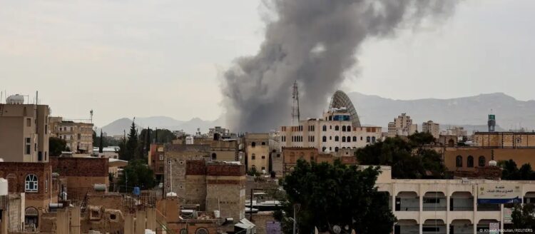 El bombardeo sobre Saná se suma al ataque israelí en Doha del martes.