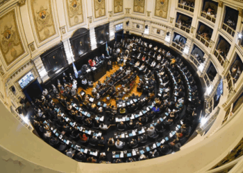 El Peronismo arrasa y legisladores bonaerenses renuevan sus bancas