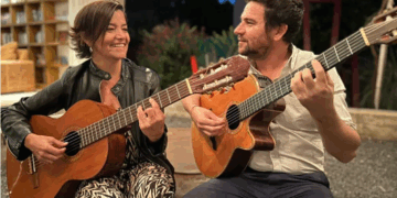 Duito presenta su álbum debut "Sincronicidad" en el Comedia Duito presenta su álbum debut «Sincronicidad» en el Comedia