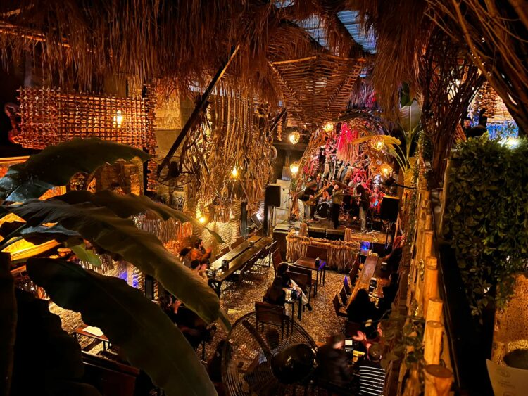 Desde julio, todos los miércoles Fruta Bar abre sus puertas a un ciclo de música en vivo.