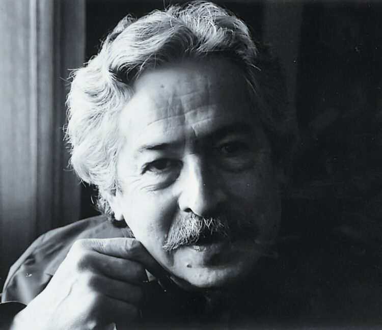 Gustavo Roldán, licenciado en letras fue profesor, editor, periodista y escritor.