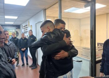 El joven Bryan Mathías Espínola Olivieri, de 27 años y nacionalidad uruguaya, fue encontrado sano y salvo este domingo en la zona de Capilla de la Merced, a unos 100 kilómetros de Córdoba Capital. Se encontraba desaparecido desde el 9 de septiembre.