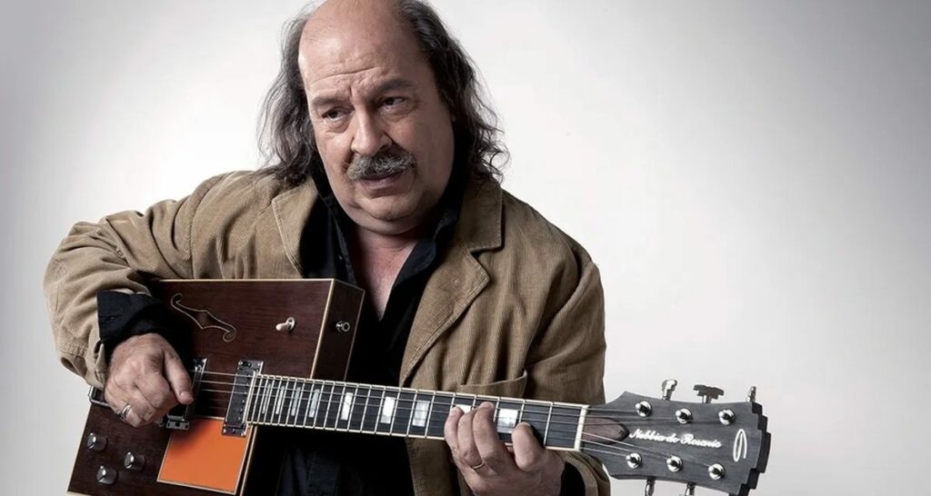 Litto Nebbia celebra 50 años de "Melopea" en el Teatro Comedia