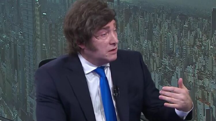 Pese al mal momento económico, el presidente defendió su gestión.