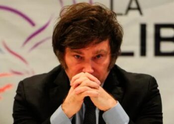 Milei confirmó negociaciones con Estados Unidos por un préstamo de emergencia