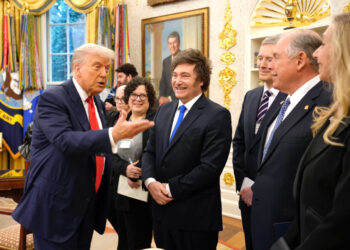 Milei asegura respaldo de Estados Unidos hasta 2027 y destaca encuentro histórico con Trump