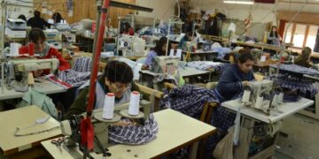 Los inicios y la historia del día del trabajador de la Industria del Vestido