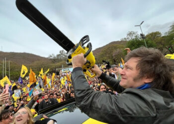 Milei relanza la campaña en Tres de Febrero y llamó a evitar “la barbarie de los Kirchner”