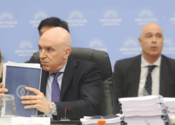 Espert niega haber recibido dinero de Fred Machado