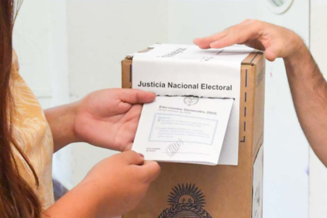 Las legislativas definen el rumbo del Gobierno y ponen a prueba el modelo Milei Las elecciones legislativas de 2025 marcan el primer gran test político para Javier Milei, mientras el peronismo busca reafirmar su poder y los gobernadores de Provincias Unidas intentan consolidar un nuevo espacio federal.