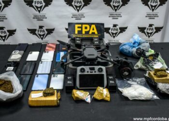 Secuestraron 6.594 dosis de marihuana y 1.855 de cocaína, seis armas de fuego, 5 automóviles,  4 motocicletas, una moto de agua, seis drones y diversos elementos.