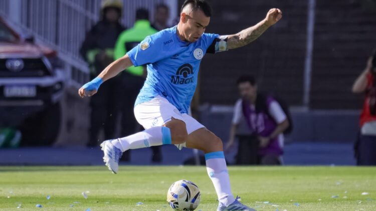 Lucas Zelarayán fue de lo mejor del “Pirata” en el clásico ante Talleres.