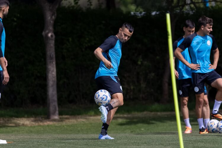 Lucas Zelarayán en el entrenamiento de esta mañana.