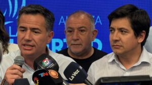 De la Sota y Bornoroni se subieron a la ruta que lleva al año 2027 De la Sota y Bornoroni se subieron a la ruta que lleva al año 2027