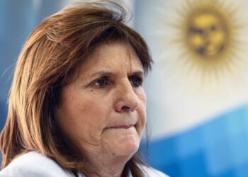 Bullrich: Es importante aclarar la situación de Espert ya