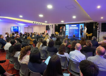 “Ciberdelito riesgos digitales y alianzas estratégicas”