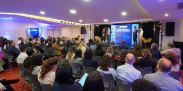 “Ciberdelito riesgos digitales y alianzas estratégicas”