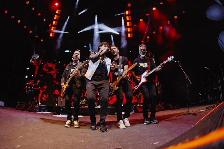 Ciro y Los Persas en un show de 2024.