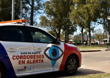 Cordobeses en Alerta: Recuperan un vehículo robado con réplica de arma de fuego