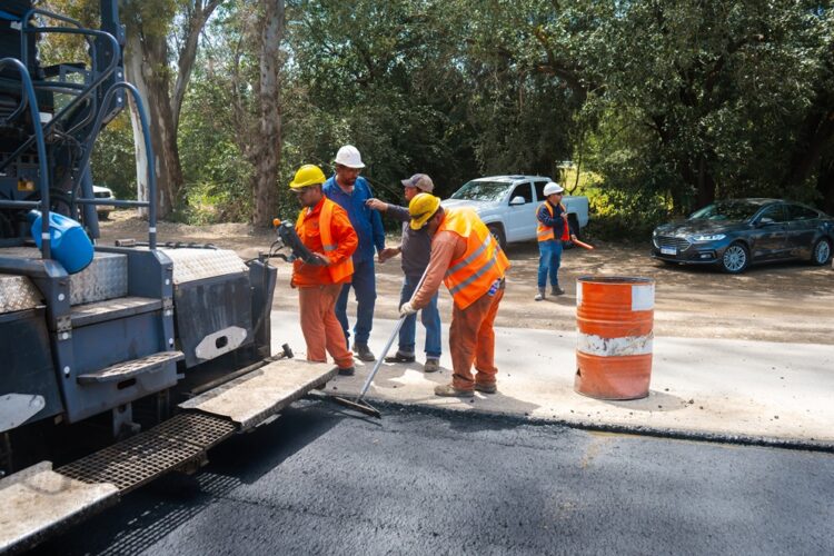 Incorporan polvo de neumáticos fuera de uso al asfalto en la Autopista Córdoba-Carlos Paz El objetivo es reducir impactos ambientales y promover la economía circular en la infraestructura vial.