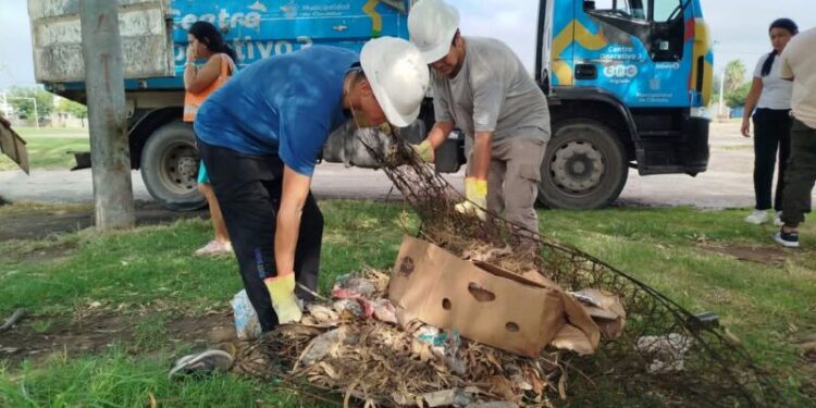 Operativo ambiental de prevención del dengue en cinco barrios de la ciudad El procedimiento se desplegará desde las 10:00 horas en cada uno de los barrios, según cronograma.