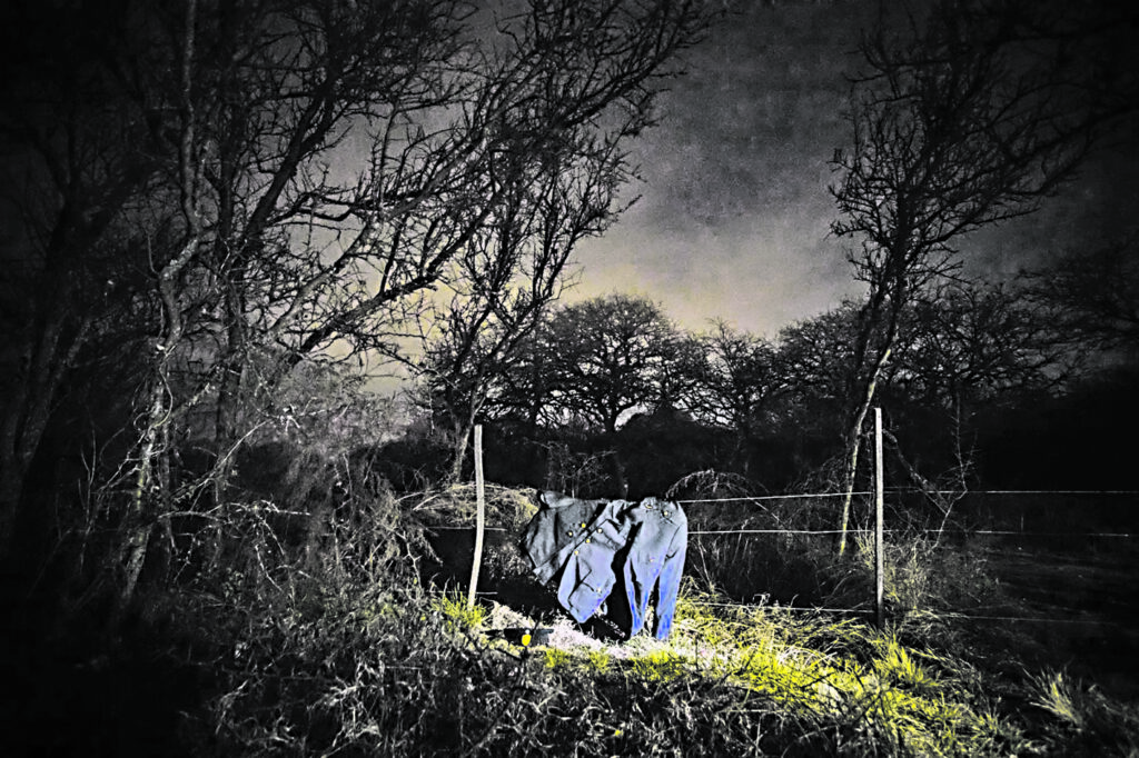 Escondido en el ropero Escondido en el ropero