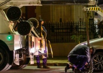 Más de 700 denuncias vecinales en 28 días por mal estacionamiento en Córdoba