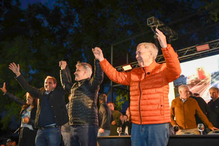 Provincias Unidas al finalizar el acto de cierre de campaña en Río Cuarto.
