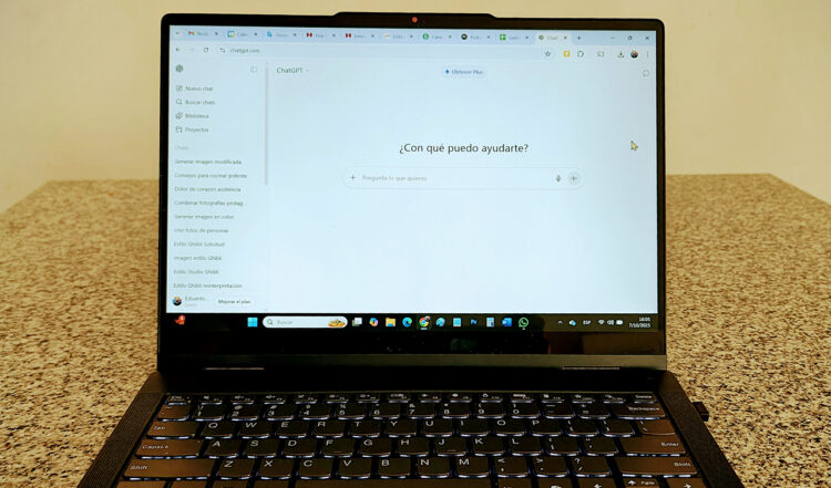 ChatGPT tiene 800 millones de usuarios en el mundo.