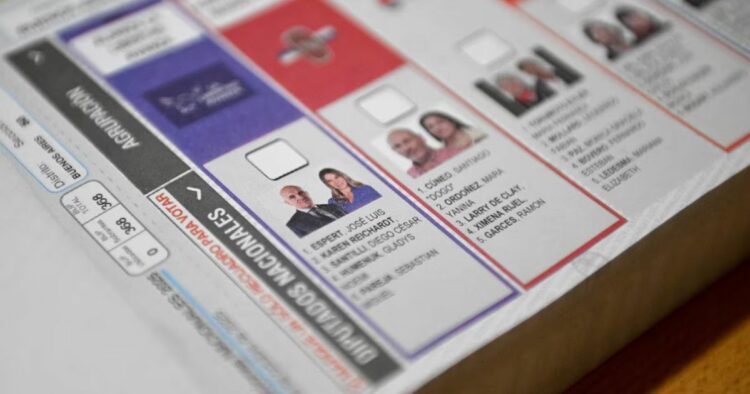 La Justicia Electoral rechazó el pedido para que Diego Santilli encabece la lista de LLA en Buenos Aires.