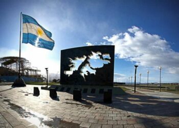 Las Malvinas deben ser desmilitarizadas