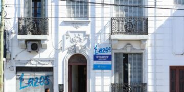 Lazos: Castro Barros 559