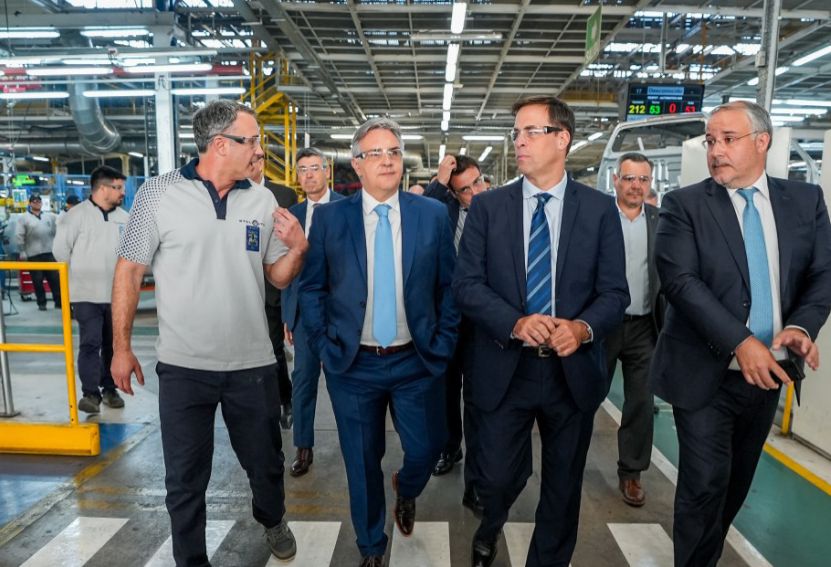 Llaryora justificó la quita de impuestos al sector productivo